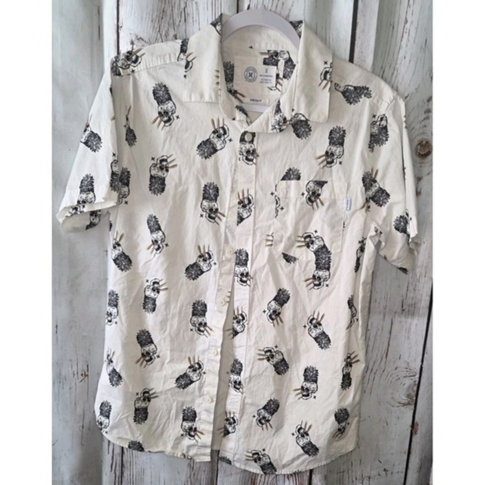 Hurley Brand Men's Short Sleeve Button Up Shirt White with Skulls Size Small,‎ S